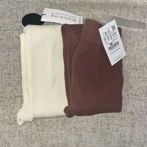 NWt set of two seamless ribbed leggings
